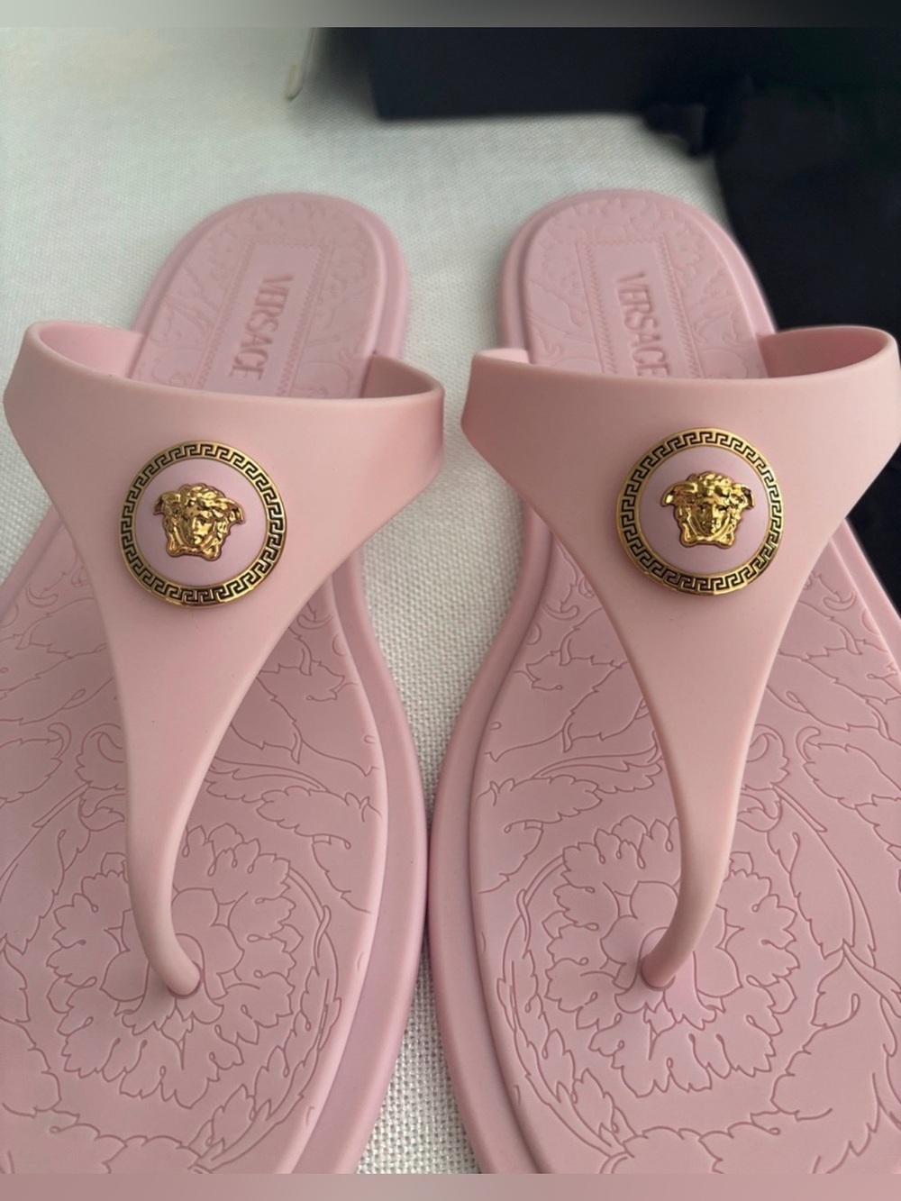 Versace Alia Pink Rubber Medusa Flip Flops EU 41 US 11 - Picture 4 of 7